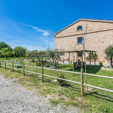 By Interhome * Guardistallo